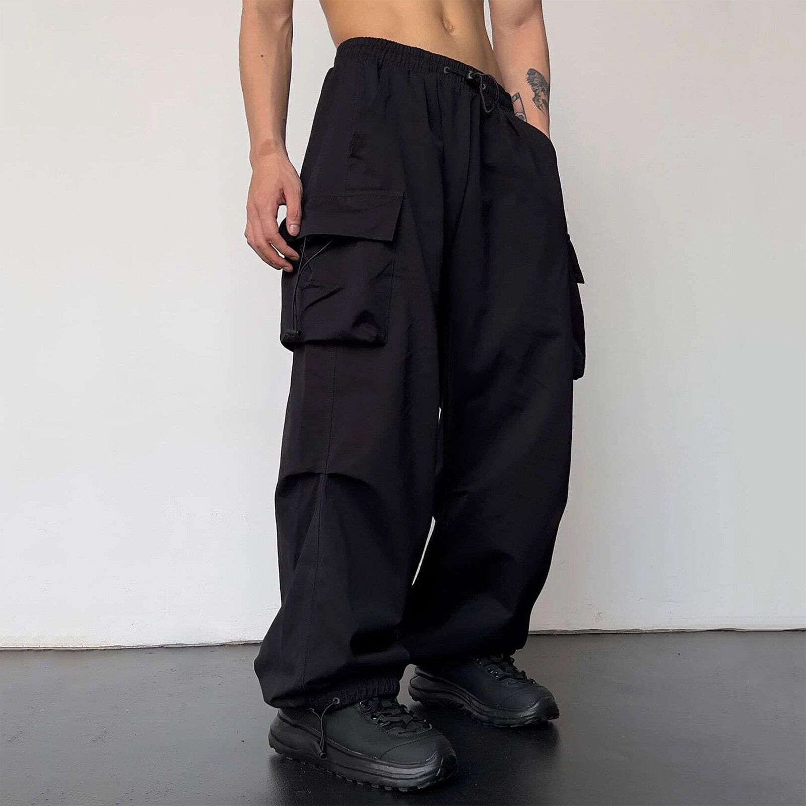 Signature Baggy Cargos